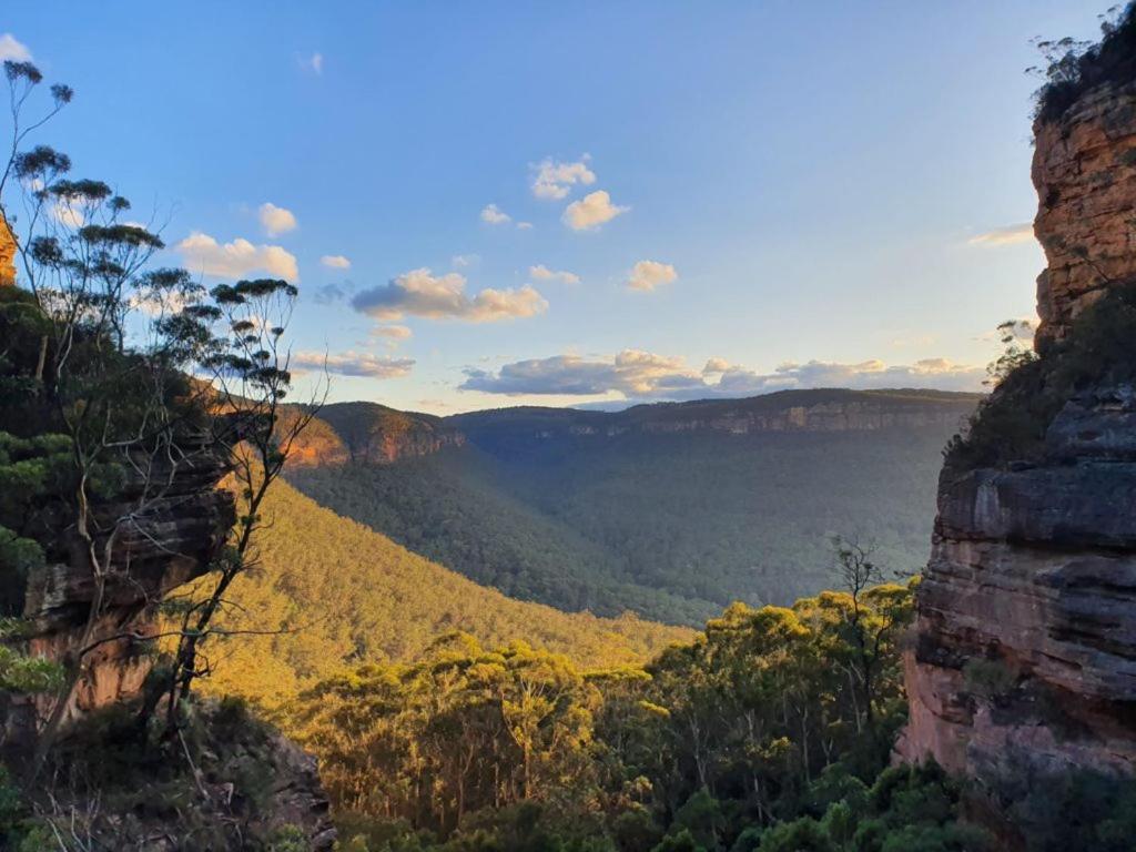 Original 1895 With Magnificent Uninterrupted Views Of Valley Holiday home Blackheath